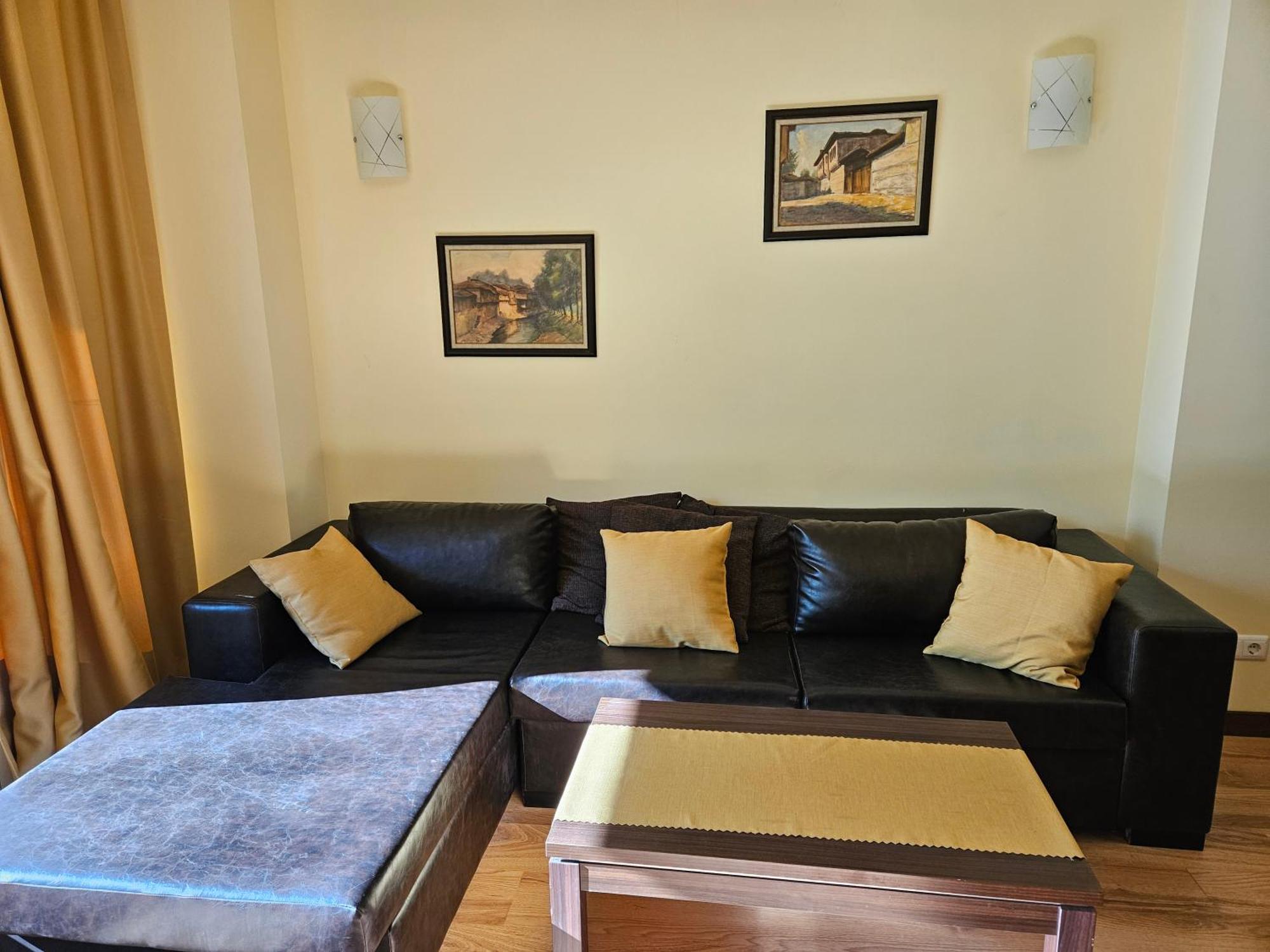 Terra Komplex D3 - Private Apartment - Golf, Skiing & Spa Razlog Exterior photo
