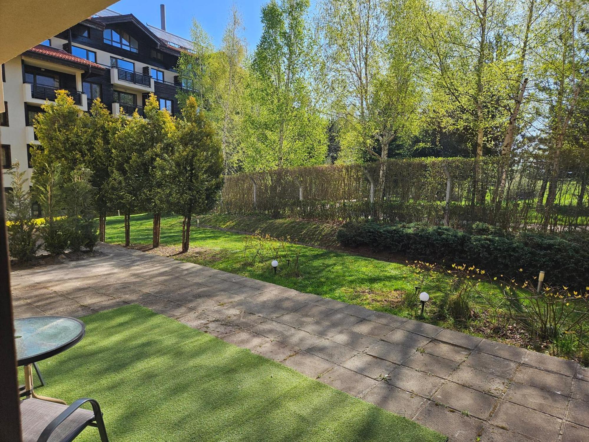 Terra Komplex D3 - Private Apartment - Golf, Skiing & Spa Razlog Exterior photo