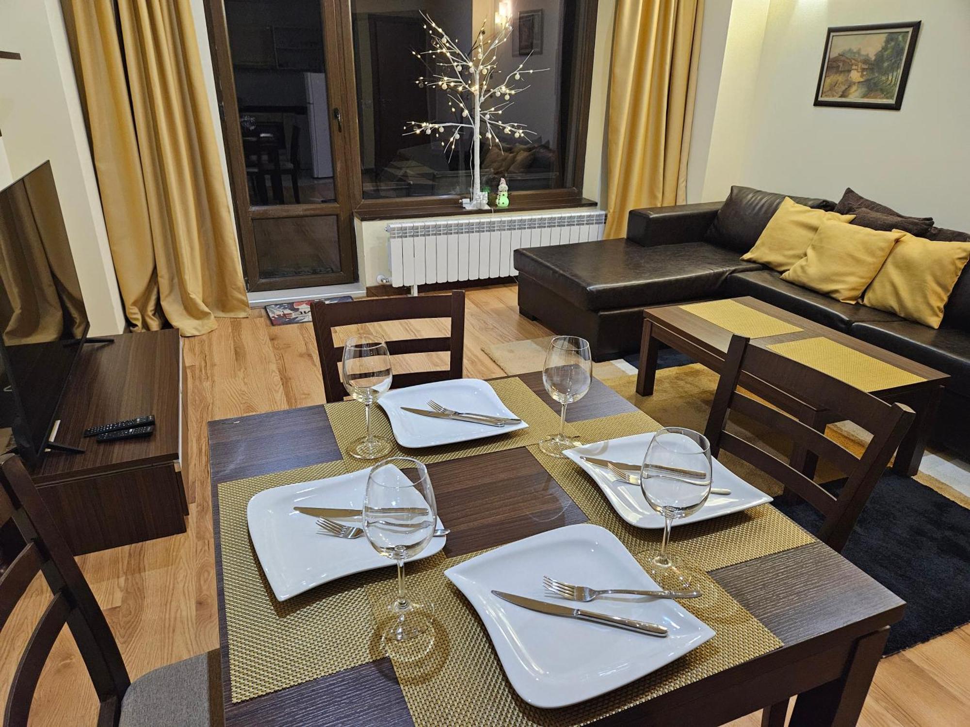 Terra Komplex D3 - Private Apartment - Golf, Skiing & Spa Razlog Exterior photo